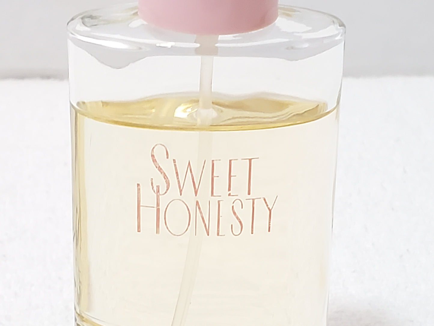 Vintage Avon Sweet Honesty Cologne Spray 1.7 oz / 50 ml 1999 Edition for Women