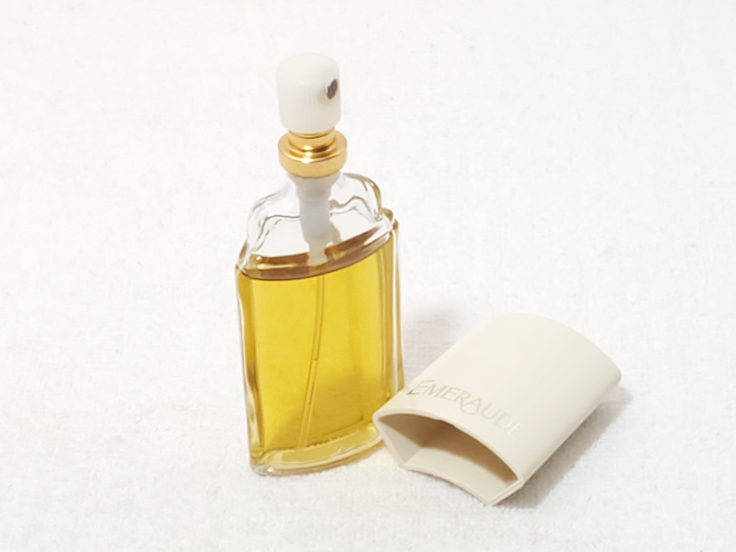 Vintage Coty Emeraude Cologne Spray 0.8 oz / 23.6 ml #178 Pre-owned for Women