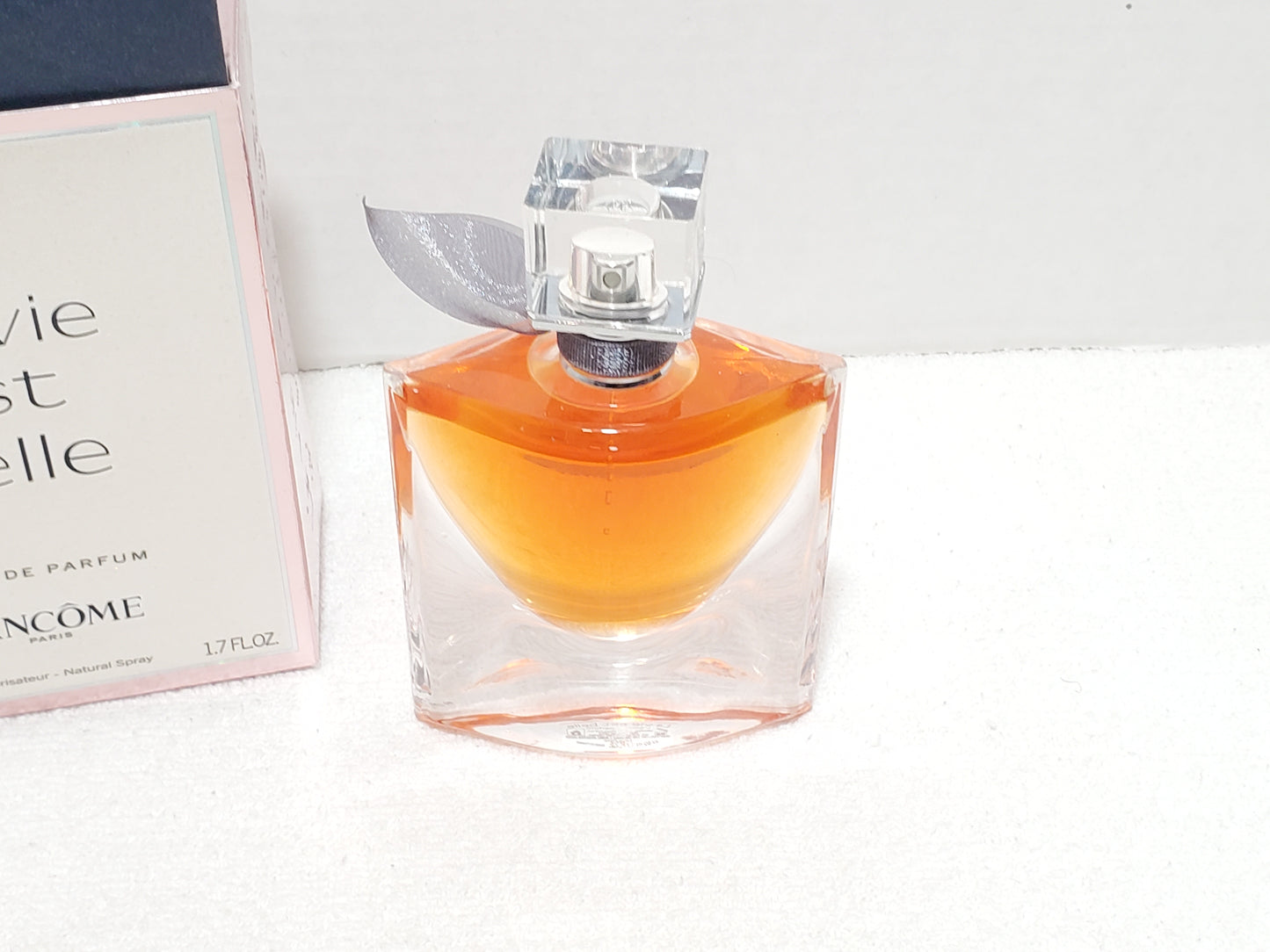 Lancome La Vie Est Belle Eau de Parfum for Women 1.7 oz Spray Batch Code 38L401
