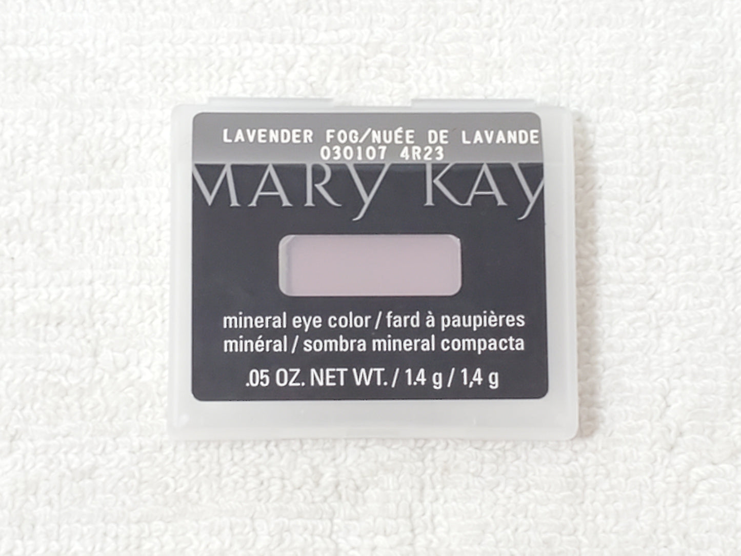 Mary Kay Mineral Eye Color Single Eyeshadow Lavender Fog .05 oz Batch Code 4R23