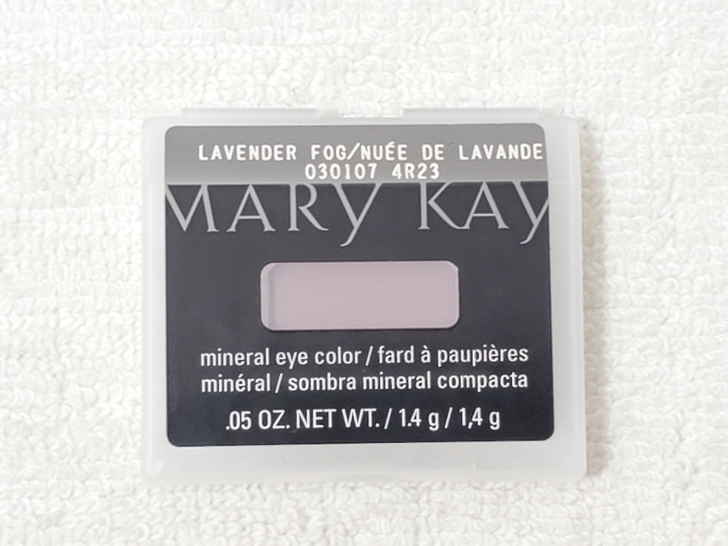 Mary Kay Mineral Eye Color Single Eyeshadow Lavender Fog .05 oz Batch Code 4R23