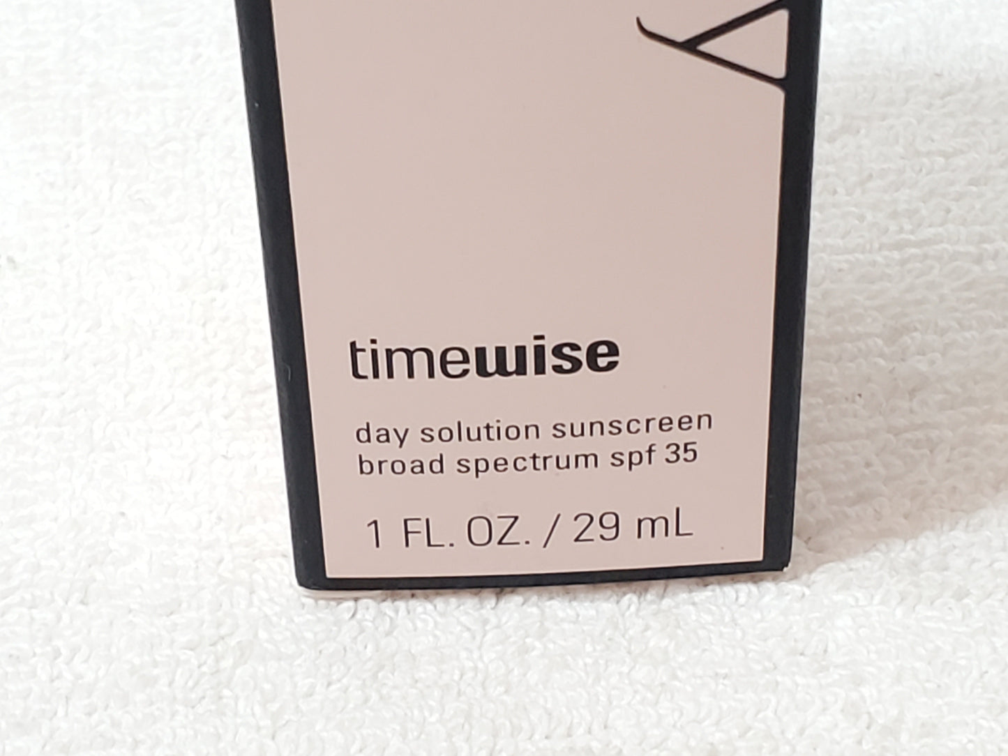Mary Kay Timewise Day Solution Sunscreen Broad Spectrum SPF 35 NIB 1 oz / 29ml