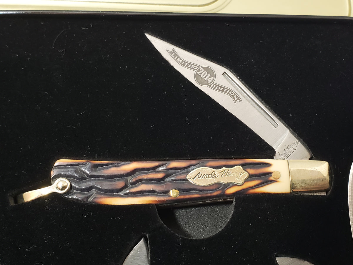 Schrade Uncle Henry 2014 Limited Edition 2-Knife Set with Collector Tin