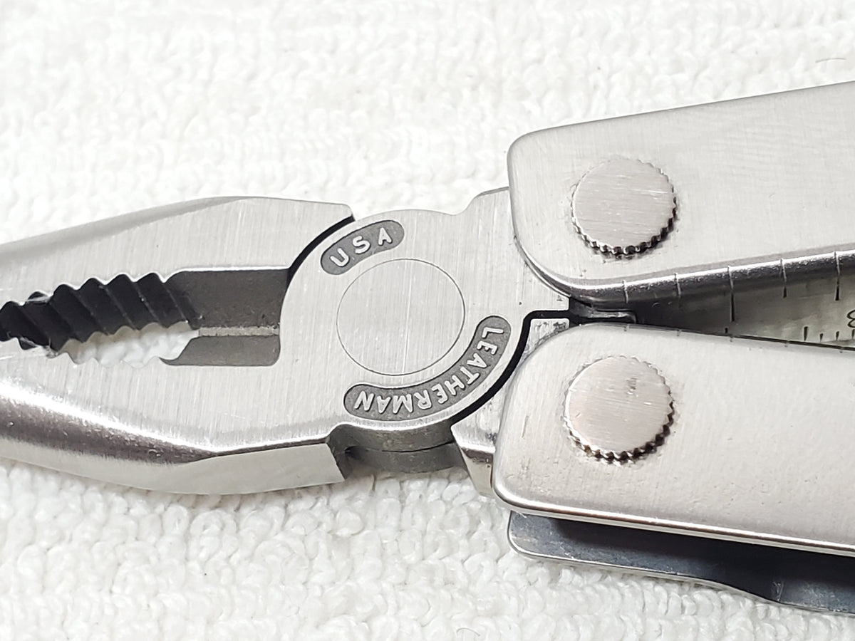 Vintage Leatherman Pocket Survival Tool Custom Engraving Leather Belt Sheath