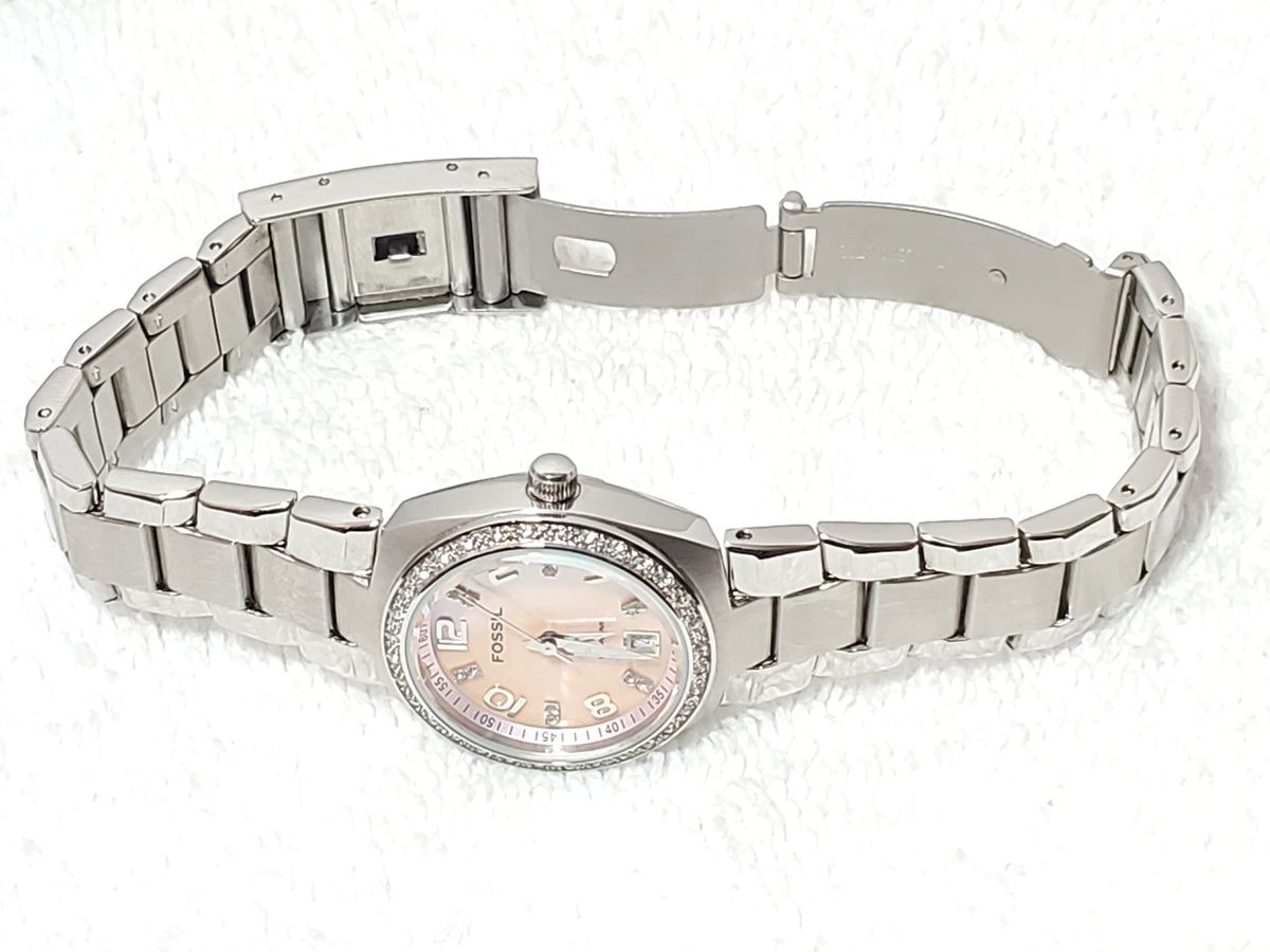 Fossil Ladies Date Mother Pearl Dial Crystals Bezel One Jewel Quartz Watch