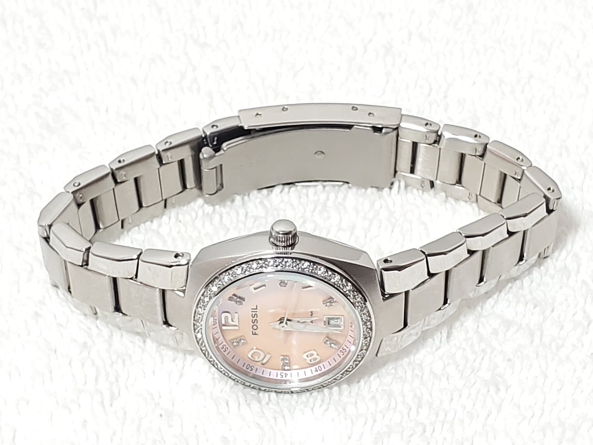 Fossil Ladies Date Mother Pearl Dial Crystals Bezel One Jewel Quartz Watch