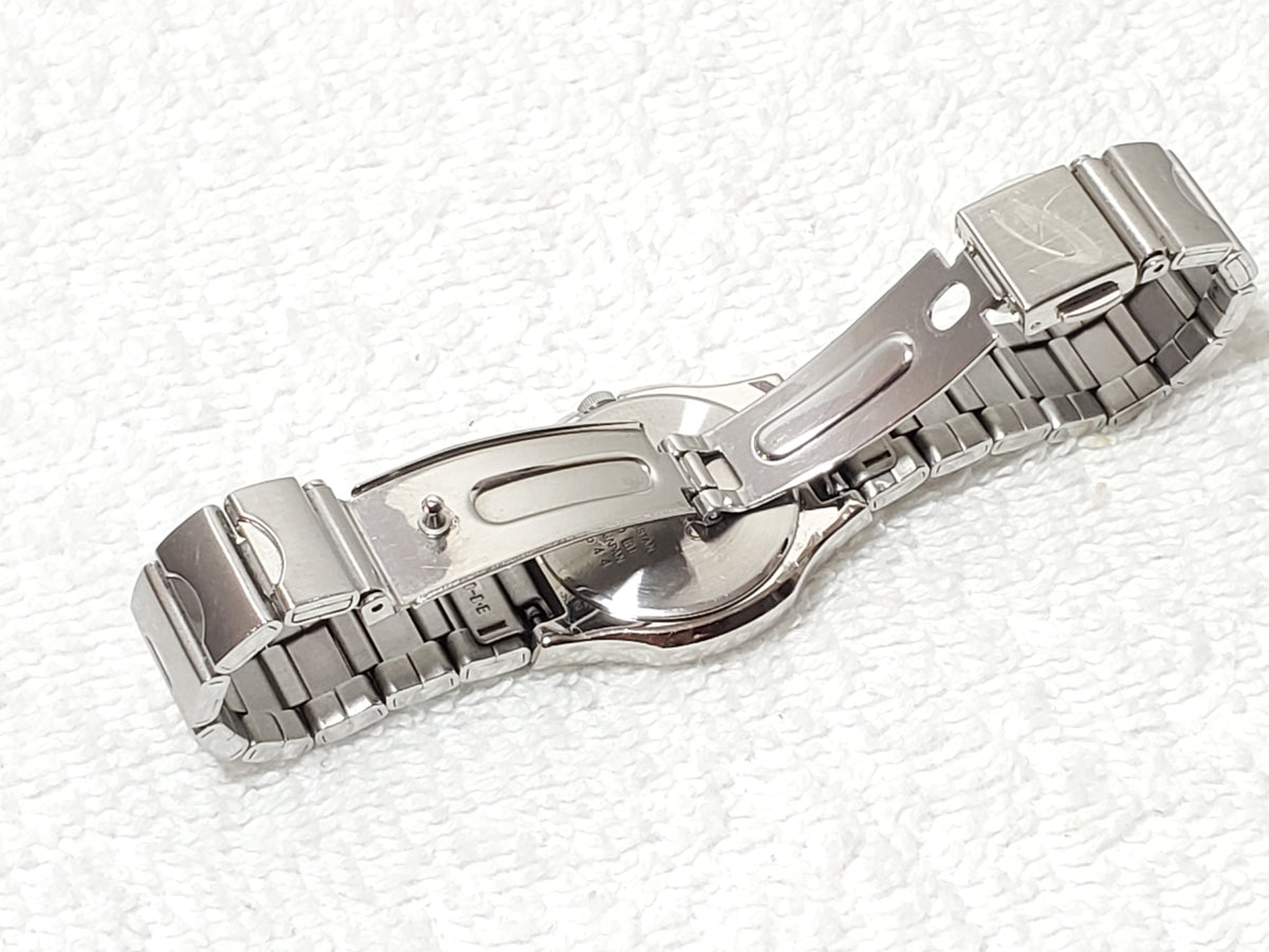 Vintage Seiko Light Blue Sunburst Dial Date Women's Quartz Watch Stainless Steel