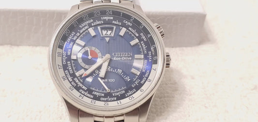 Vintage Citizen Eco Drive Men's World Time Watch Blue Dial Stainless Steel