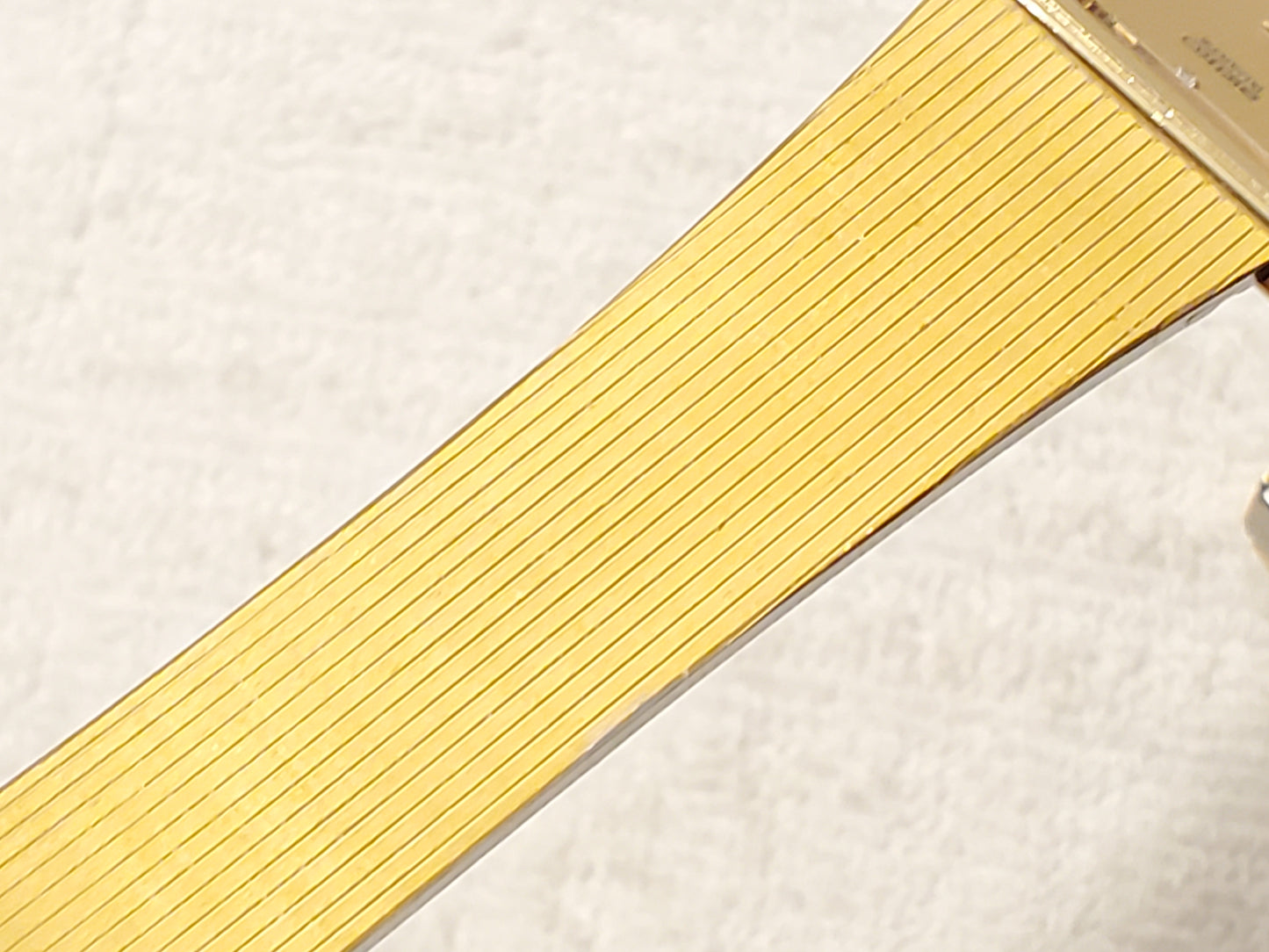 Vintage Seiko Men's One Diamond Dial Gold Plated Tank Watch Five Jewels S Steel