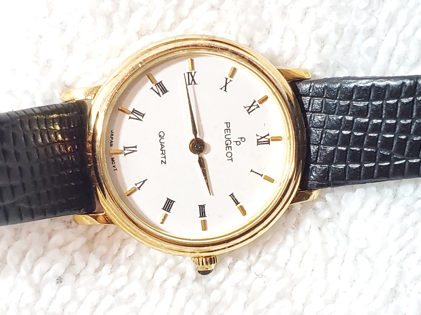 Vintage Peugeot Women's Watch Gold Tone Roman Numeral White Dial Lizard Grain