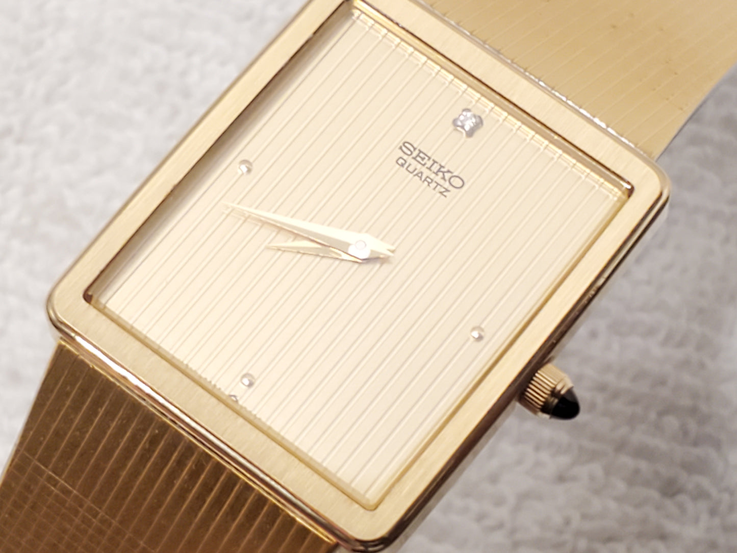 Vintage Seiko Men's One Diamond Dial Gold Plated Tank Watch Five Jewels S Steel
