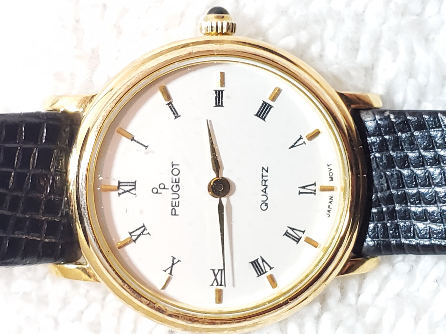 Vintage Peugeot Women's Watch Gold Tone Roman Numeral White Dial Lizard Grain