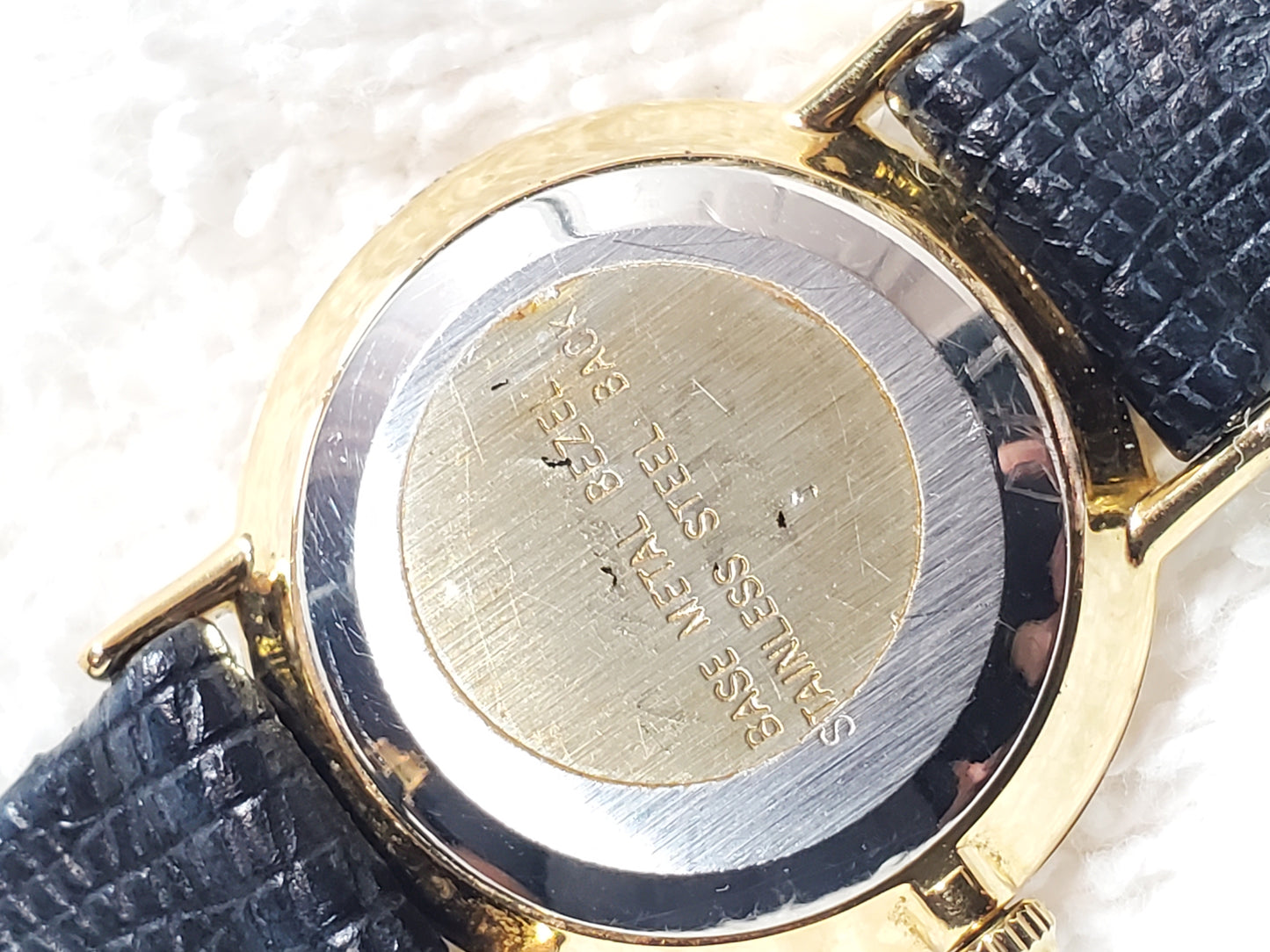 Vintage Peugeot Women's Watch Gold Tone Roman Numeral White Dial Lizard Grain